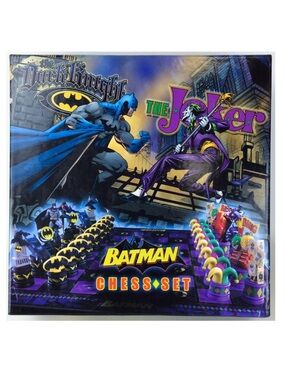 Batman Chess Set The Noble Collection The Black Knight and The Joker. DC Comics